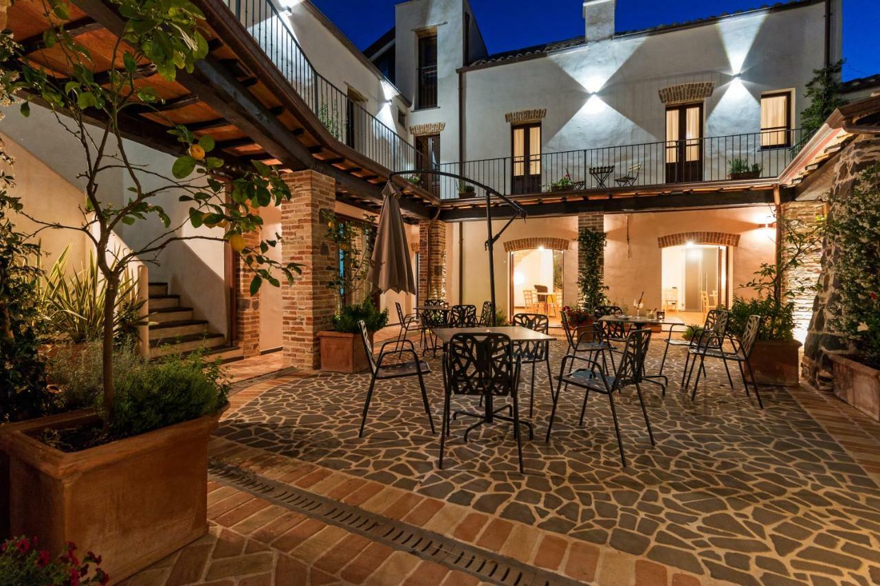 Domo Pro Vois Otel Orosei Dış mekan fotoğraf